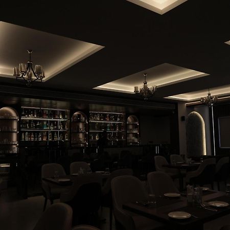 Hotel Carnival Parbhani Экстерьер фото